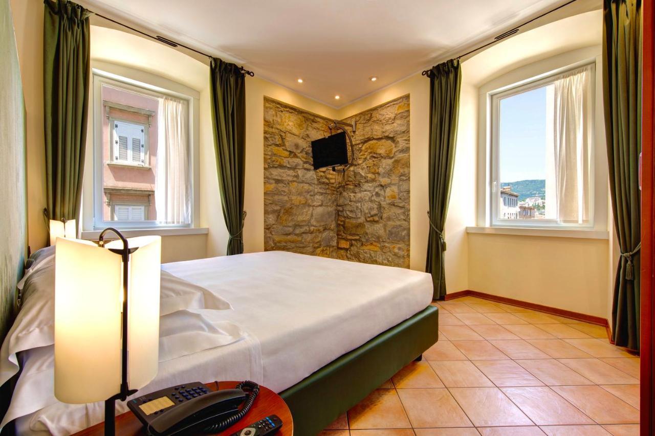 טריאסטה Residence San Giusto מראה חיצוני תמונה