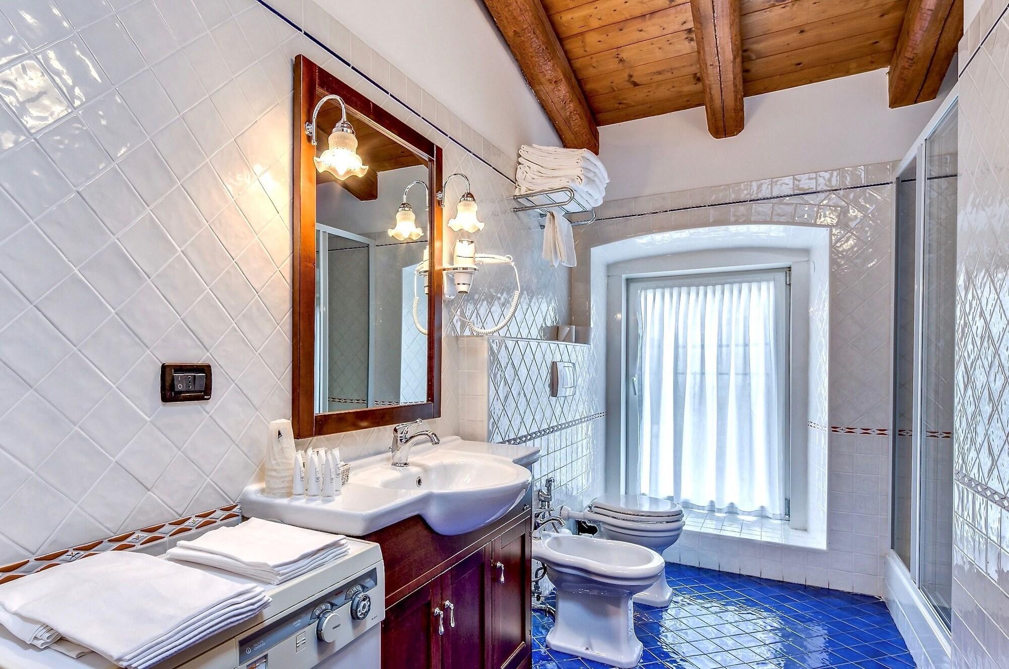 טריאסטה Residence San Giusto מראה חיצוני תמונה